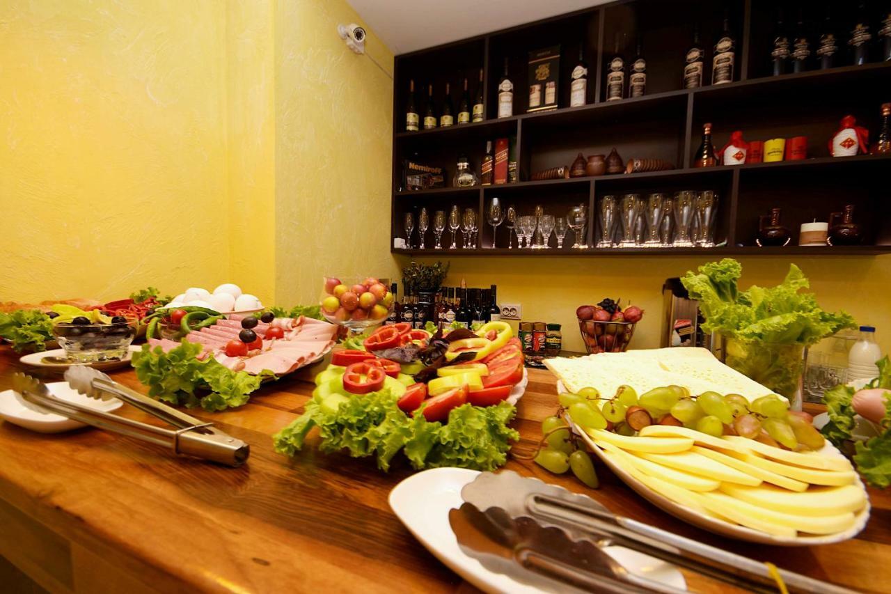 Tbilisi Check In Hotel ภายนอก รูปภาพ